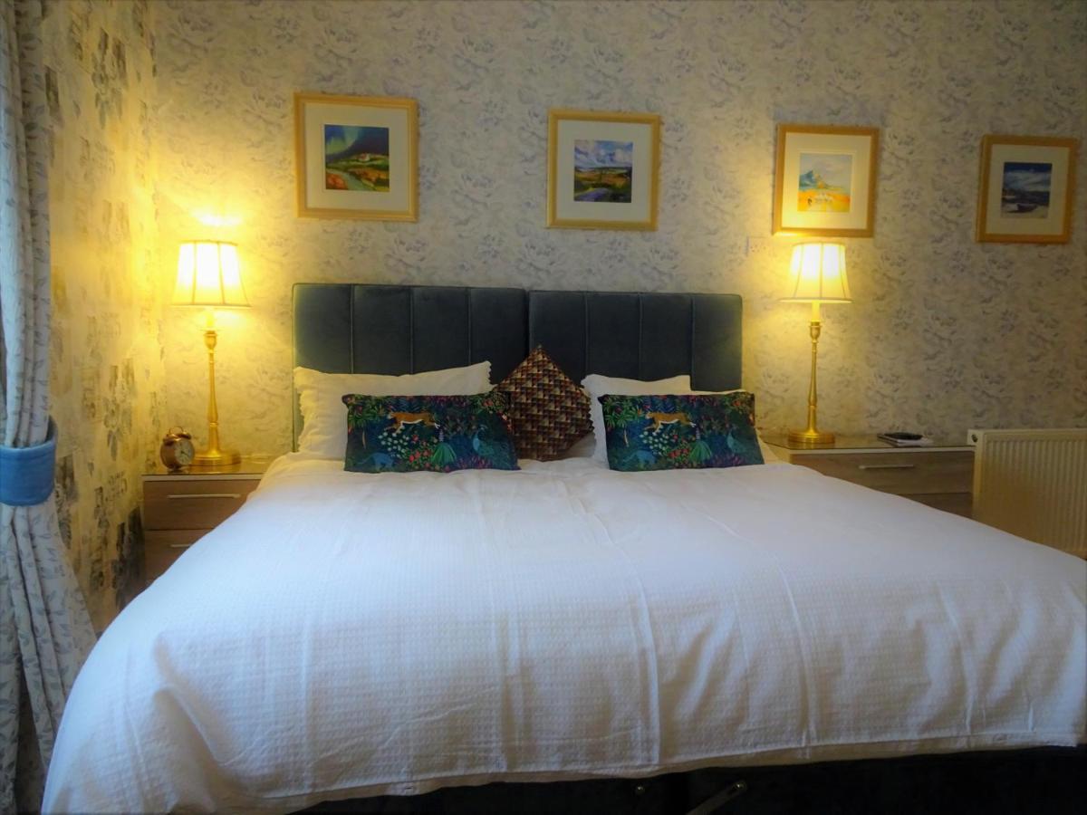 Stratford House Exclusively For Adults *