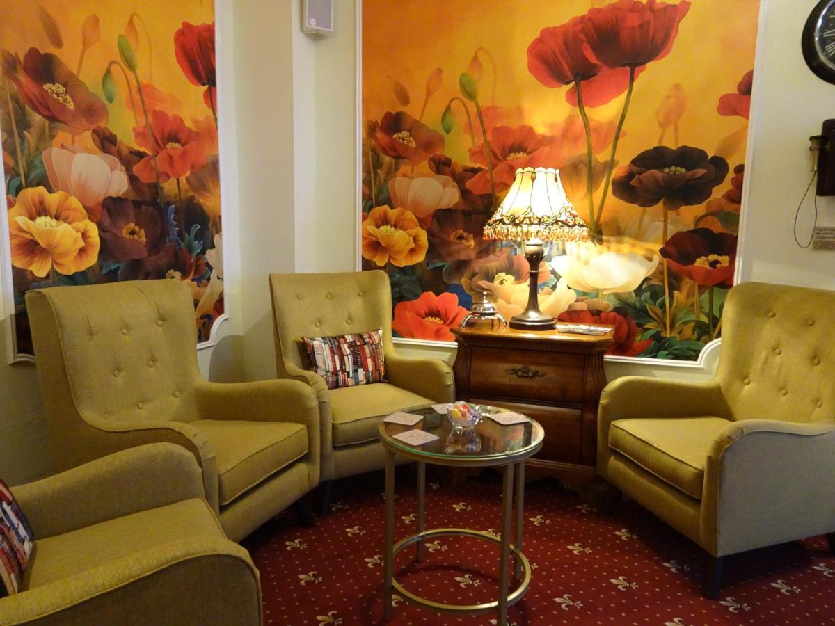 Stratford House Exclusively For Adults * Llandudno