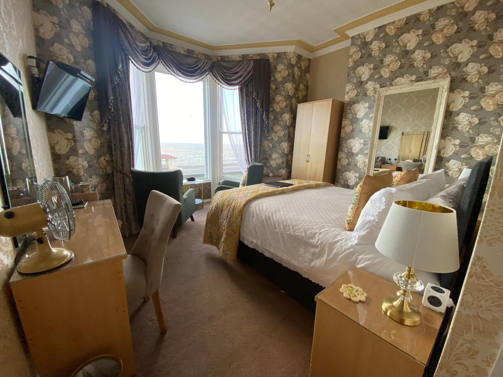 Stratford House Exclusively For Adults Llandudno